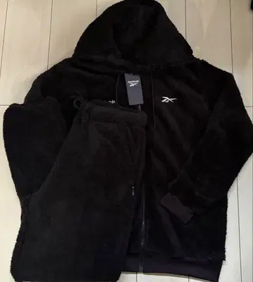 새상품 LL Reebok 리복 보아 플리스 상하의 세트 룸웨어 블랙