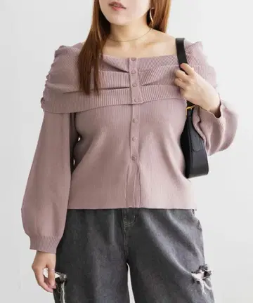 CLETTE 오리지널 프론트 버튼 오프숄더풍 긴팔 니트