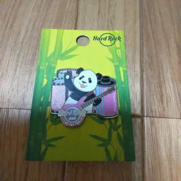 하드 록 팬더 핀 배지 우에노