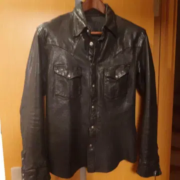 BACKLASH 가죽 셔츠
