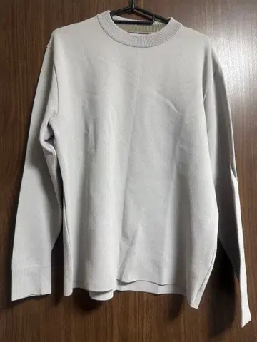 UNITED TOKYO 크루넥 니트 2 사이즈 라이트 그레이