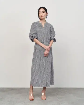 SOEJU 체인 패턴 롱 원피스 셔츠 가디건 F 1223B