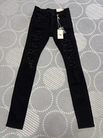 [ 극레어템 ] mnml X165 페이즐리 스키니 데님