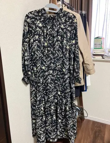 그레디 브릴리언트 꽃무늬 롱 원피스