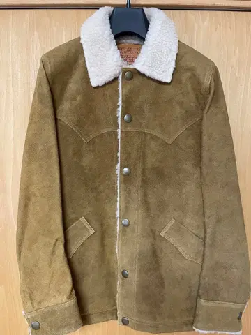 새상품급 tmt 스웨이드 보아 런치 코트