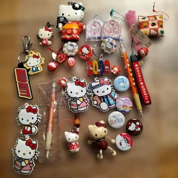 키티 지역 한정 스트랩 캔뱃지 마스코트 키링 당시 물품