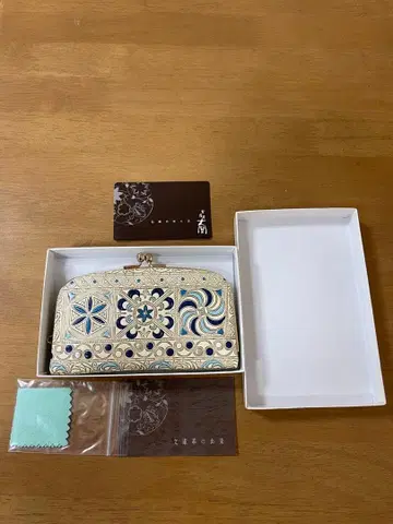 문코야 오제키 꽃무늬와 소용돌이 무늬의 코인 케이스