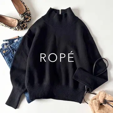 2022AW 로페 태즈매니아 울 하이넥 백 슬릿 니트 블랙
