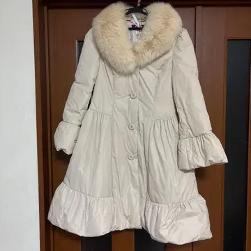 MS GRACY 아이보리 퍼 포함 다운 자켓 38