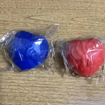 B z LIVE GYM 2025 하트 모양 굿즈