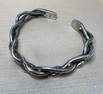 스털링 실버 트위스트 디자인 뱅글