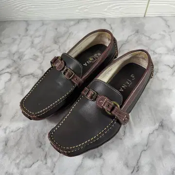 DIANA 다크 브라운 가죽 로퍼 버클 포함 23cm