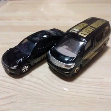 토미카 이벤트 모델 크라운 알파드