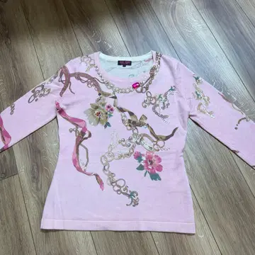 유키토리이 비쥬 부착 보석 패턴 긴팔 니트 사이즈 38