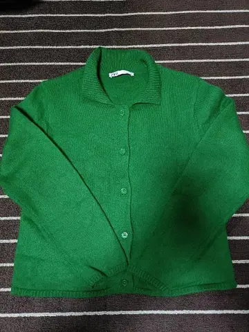 ZARA 니트 가디건 카라 부착 그린