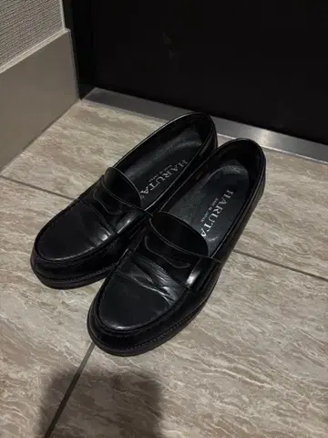 HARUTA 블랙 천연 가죽 로퍼 중간 힐