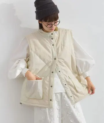 루필리안 쉽 보아 코듀로이 절개 퀼팅 베스트