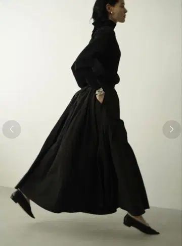 클라네 CLANE 볼륨 맥시 스커트 0 블랙