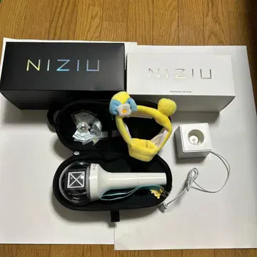 NiziU Official 응원봉 세트