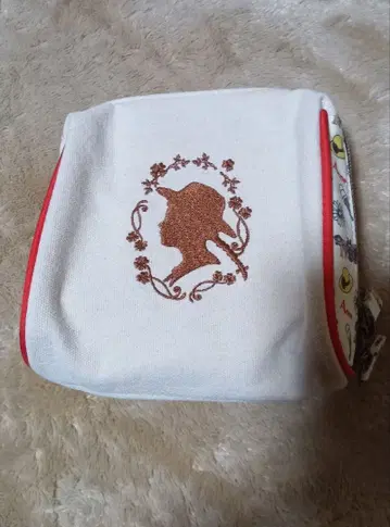 극단 사계 빨간 머리 앤 파우치