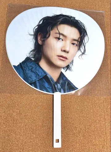 민혁 부채 Xmas 팬미팅 2025 CNBLUE