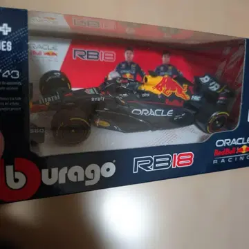 부라고 RB18 맥스 베르스타펜 1/43