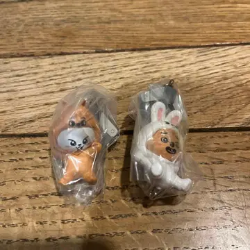 이어 붙이는 마스코트 스키즈 미소