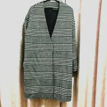 여성 체크 무늬 롱 코트 M~L 사이즈