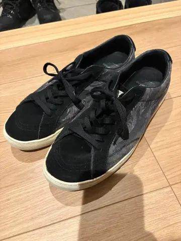 클라이미 스니커즈