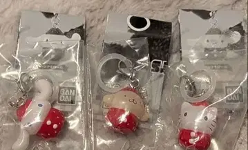 [ 익명 배송 ] 산리오 딸기 메지루시 액세서리