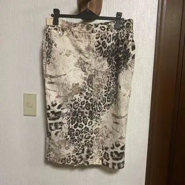 Les Copains 애니멀 프린트 스커트 (친정 보관품)