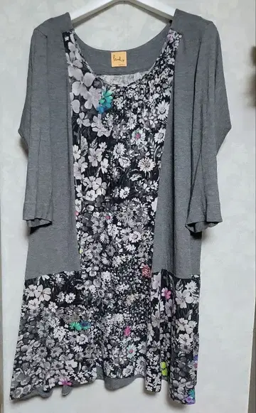 빅 사이즈 Paul Smith 꽃무늬 7부 소매 튜닉