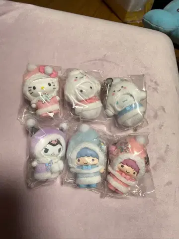 치비토모 눈의 정령 산리오 캐릭터즈 6개 세트 키링 참