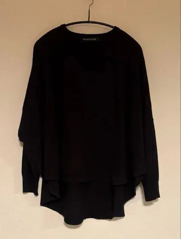 미즈이로 인드 블랙 긴팔 니트