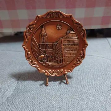 프랑스 스트라스부르 대성당 브론즈 참 장식 입상