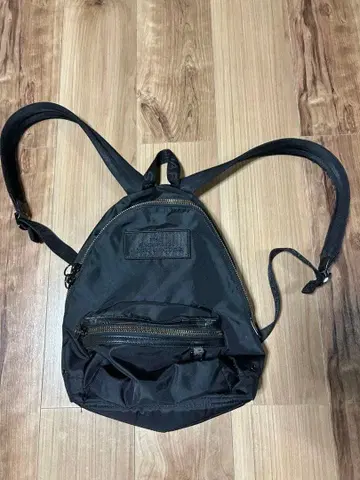 블랙 럭색 백팩