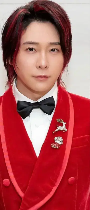 COUNTDOWNTV 못쿤 착용 부츠 브로치