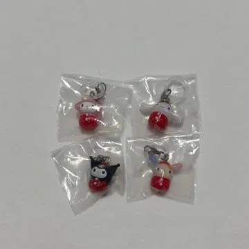 산리오 딸기 표시 액세서리