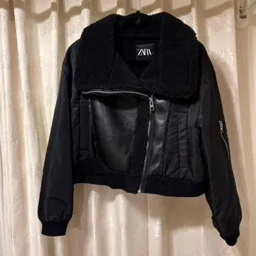 ZARA 블랙 자켓 S 아우터 무스탕 가죽 나일론 배색