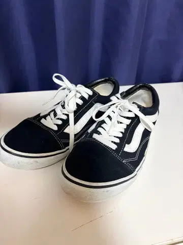Vans ULTRACUSH 블랙/화이트 스니커즈