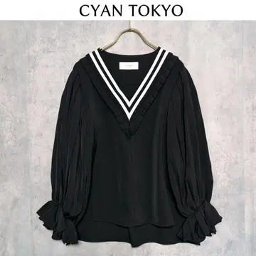 CYAN TOKYO 시안 도쿄 [ FREE ] V넥 리브 턱 블라우스