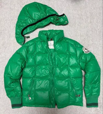 MONCLER 그린 다운 자켓