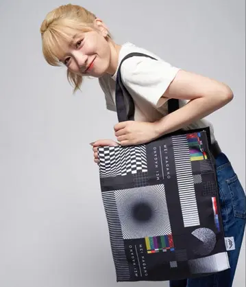 나가노 메이 '비공개' 토트백