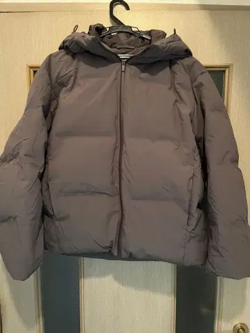 새상품급! 유니클로 심리스 다운 파카