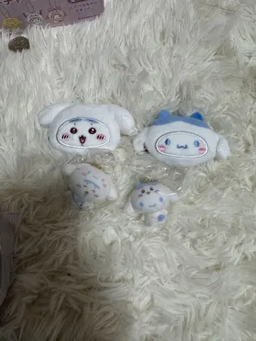 산리오 치이카와 콜라보 하치와레 시나모롤