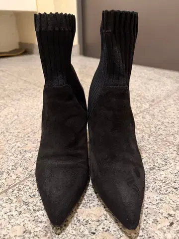 블랙 스웨이드 스틸레토 니트 부츠