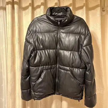 ZARA 블랙 다운 자켓 S