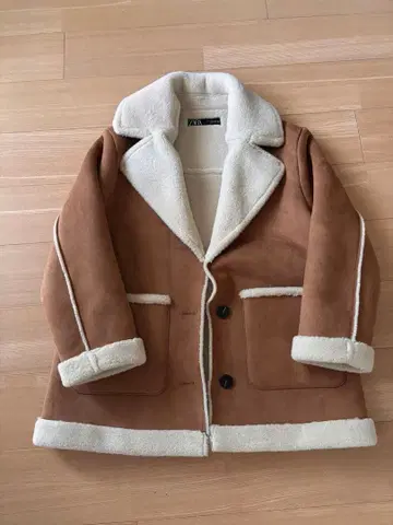 ZARA 무스탕 코트 브라운