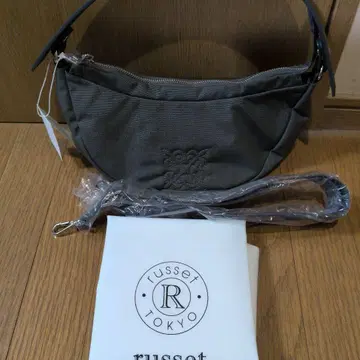 russet 그레이 숄더백