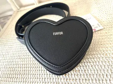 FURFUR 하트형 웨스트 파우치 블랙
